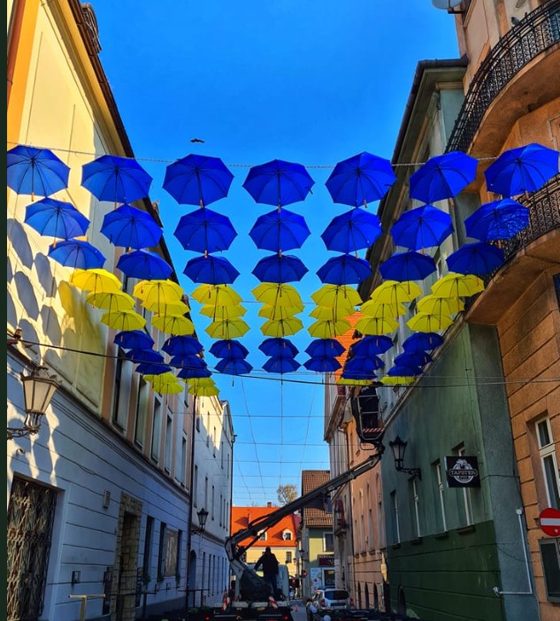 Kolorowe parasolki w Pszczynie