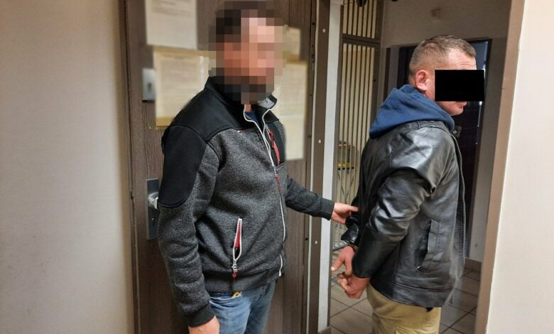 30-letni obywatel Ukrainy ukradł karawan i jeździł nim po ulicach Targówka. Był kompletnie pijany.