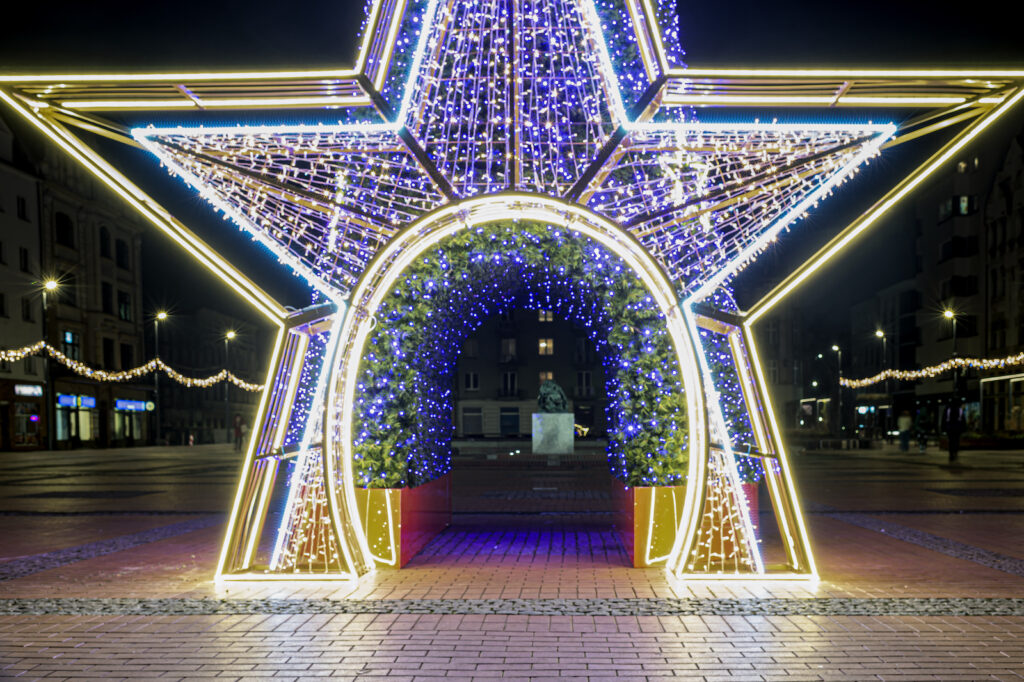 W Bytomiu czuć już święta! Zobaczcie zdjęcia iluminacji. Fot. UM Bytom
