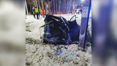 Tragedia na przejeździe kolejowym. Nie żyją matka i córka/fot.Policja Mazowiecka