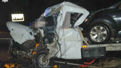 Czołowe zderzenie lawety z autokarem. W środku było 30 osób/fot.Policja Lubelska