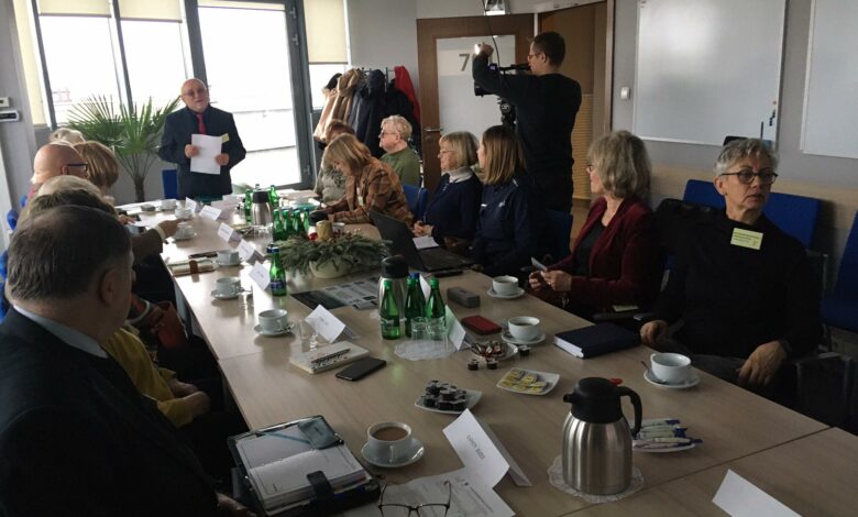 Srebrne Katowice: Jakie zagrożenia czyhają na seniorów?/fot.TVS