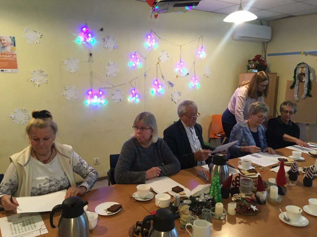 Fundacja Jesteśmy dla Was jest owocem wieloletniego zaangażowania w działalność charytatywną i społeczną dla mieszkańców Śląska.Naszą misją jest niesienie pomocy wszystkim osobą bez względu na wyznanie, pochodzenie, sytuacje materialną/fot.TVS