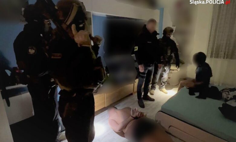 Takie raczy nie tylko u Vegi. Brutalny rozbój w Mysłowicach/fot.Śląska Policja