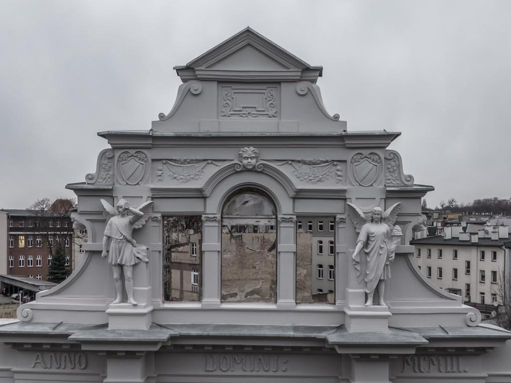 W Bytomiu odsłonięto zabytkową elewację przy Kwietniewskiego