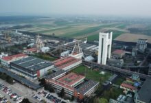 Szyb kopalni pnówek z lotu ptaka