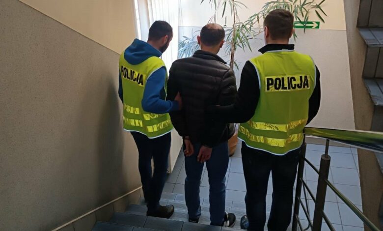 Śląskie: Gruzini okradali kierowców na parkingu przy MOP-ie/fot.Śląska Policja