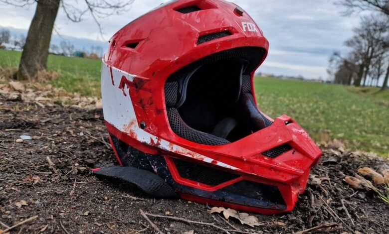 Nie mógł, ale chciał. 19-latek nie powinien siadać za sterami motocykla/fot.Śląska Policja