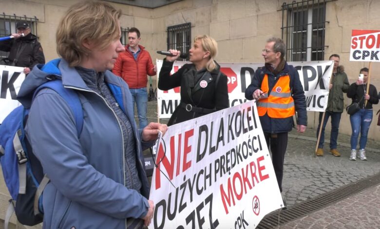 Marszałek wzywa wojewodę w sprawie CPK