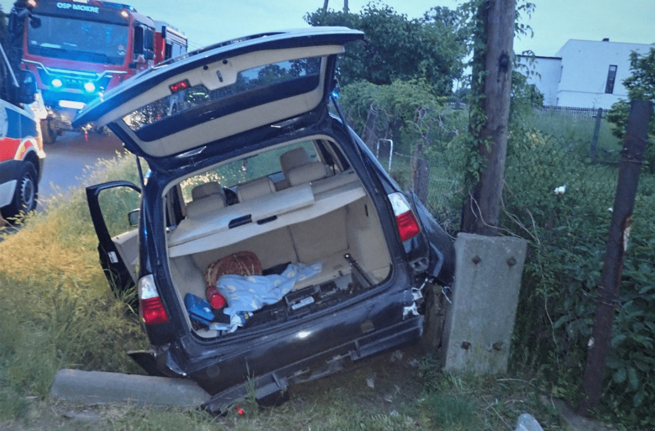 mikołów. bmw wypadek