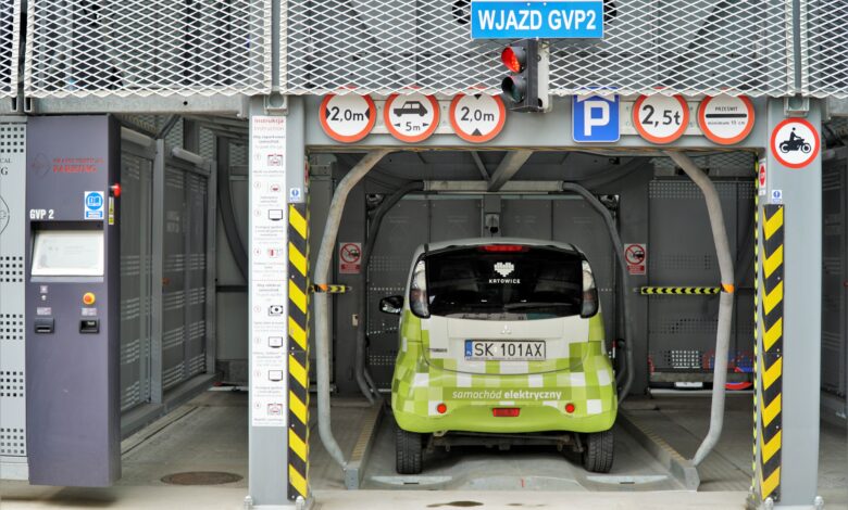 Koniec odbiorów parkingu automatycznego w Katowicach. Fot. UM Katowice