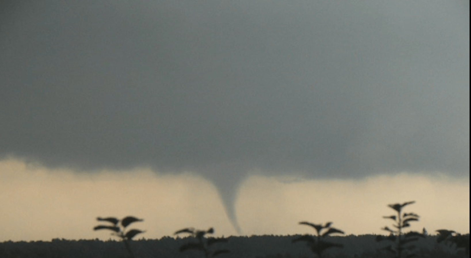 trąba powietrzna nad polską 2008