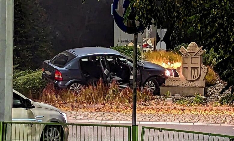 Pszczyna: Zaparkował na rondzie i uciekł. Gruzin miał wiele za uszami/fot.Śląska Policja