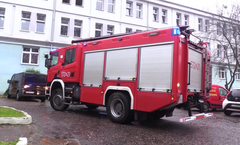 Ruda Śląska: Uczniowie zemdleli podczas apelu w szkole