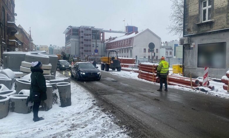 Śląskie: Kierował ruchem po pijaku/fot.Śląska Policja