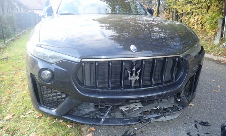 Rybnik: Motocyklista zderzył się z maserati/fot.Śląska Policja