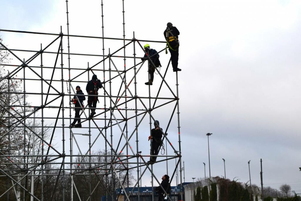 Sylwester na Stadionie Śląskim. Trwa budowa gigantycznej sceny/fot.Park Śląski