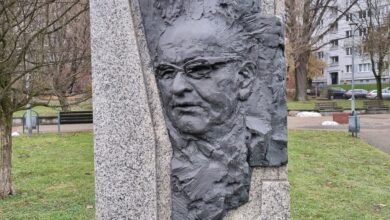Alfred Szklarski - popiersie w Galerii Artystów