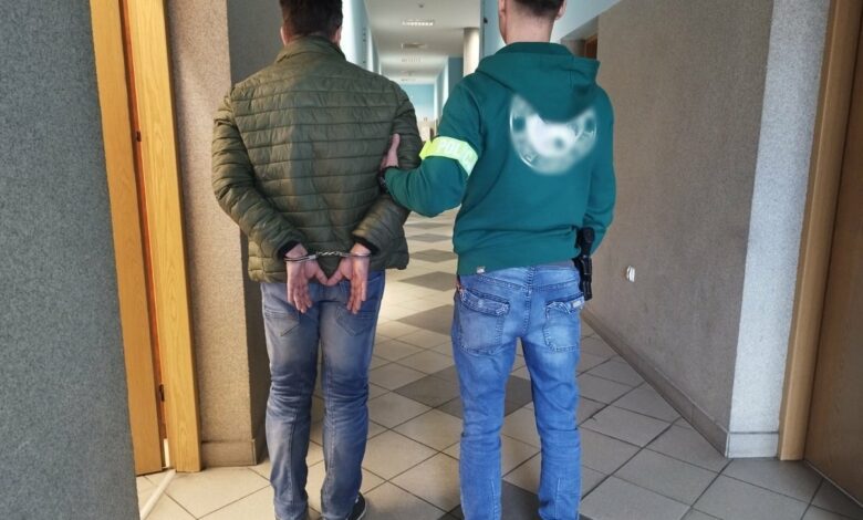 Mieszkaniec Lędzin usłyszał prawie 100 zarzutów. Oszukiwał, m.in. na węglu/fot.KPP Bieruń