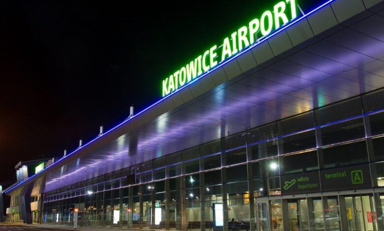 Ewakuacja lotniska w Pyrzowicach. Ktoś zostawił bagaż. Fot. Katowice Airport