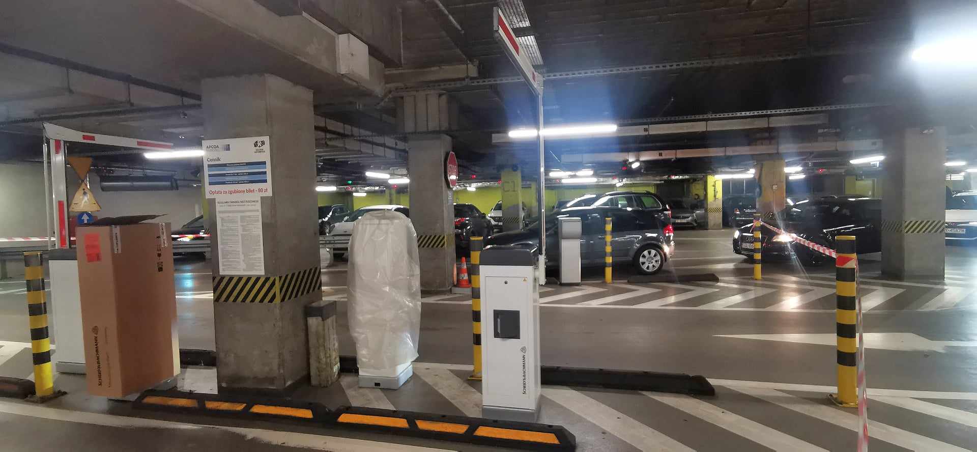 parking pod dworcem w katowicach