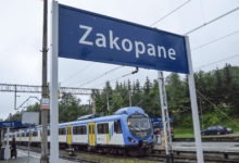 Sprinter Ornak. Pociąg z Katowic do Zakopanego poleca się na majówkę/fot.Koleje Śląskie