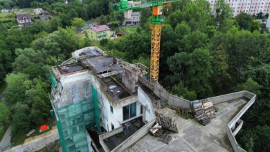 Kosmiczny penthouse na dachu. Willa na bloku w Jastrzębiu-Zdroju. Rusza rozbiórka