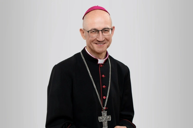 Abp Galbas arcybiskupem metropolitą warszawskim/fot.episkopat.pl