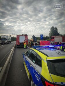 tragedia na A4 radiowóz policyjny, wóż strażacki policjanci i strażacy