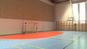 boisko pokoju Katowice - bramka na boisku